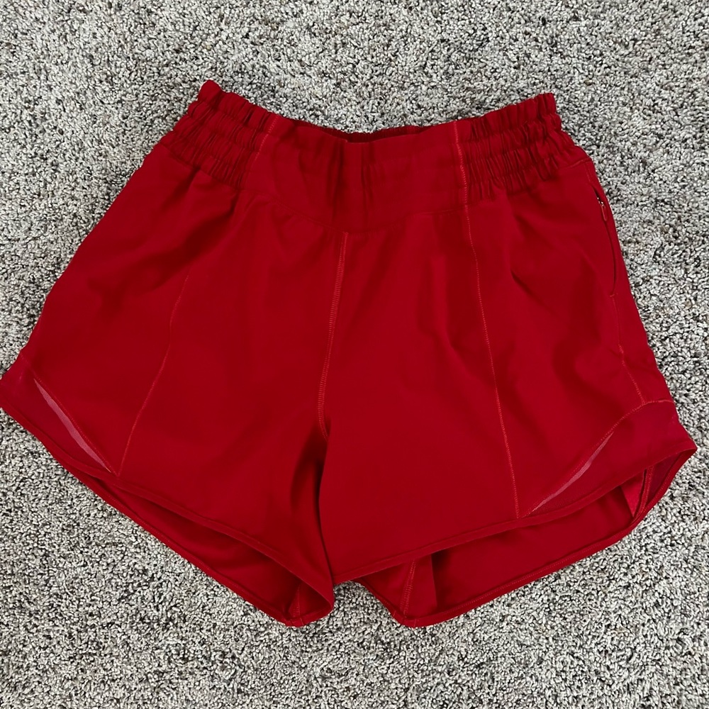 LULULEMON HOTTY HOT SHORTS